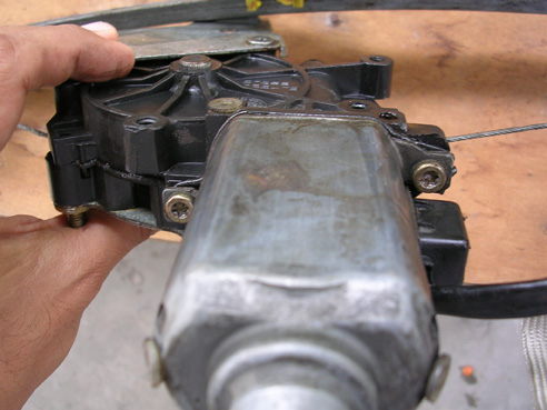 Bmw e30 window motor repair #6